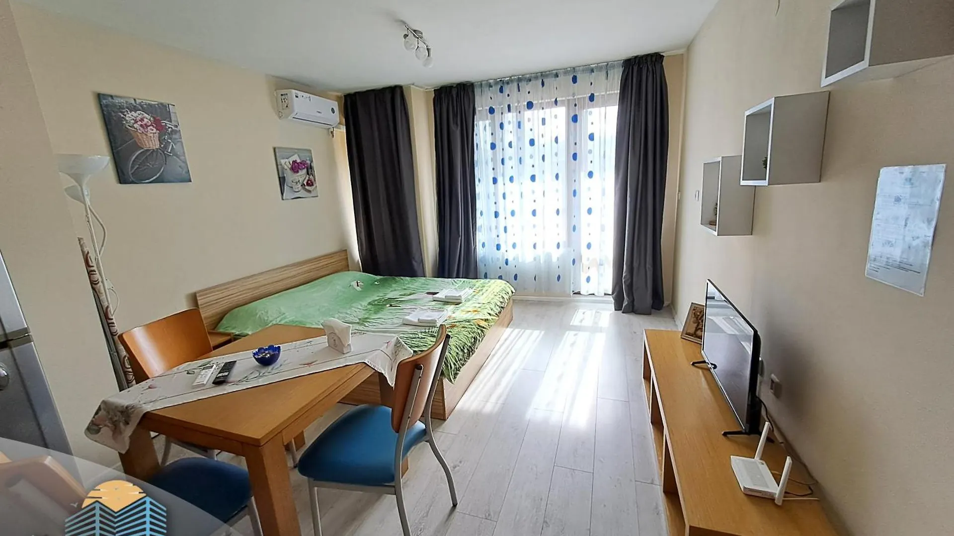 Studio Demokratsia Бургас
